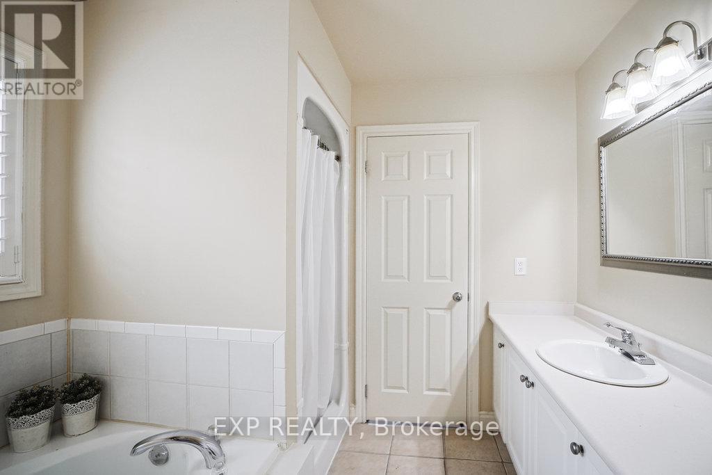 Photo 22 of 2 Carlson Place, Clarington ON