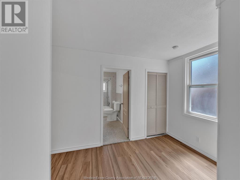 Photo 21 of 1164 Elm Avenue, Windsor ON