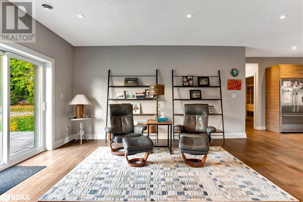 Photo 17 of 88 Cook Street, Barrie ON