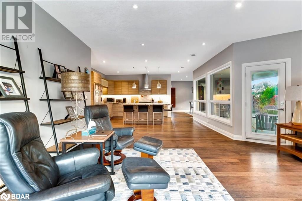 Photo 18 of 88 Cook Street, Barrie ON