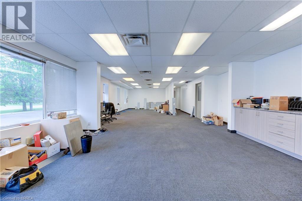 Photo 9 of 37 Adams Boulevard Unit Front, Brantford ON
