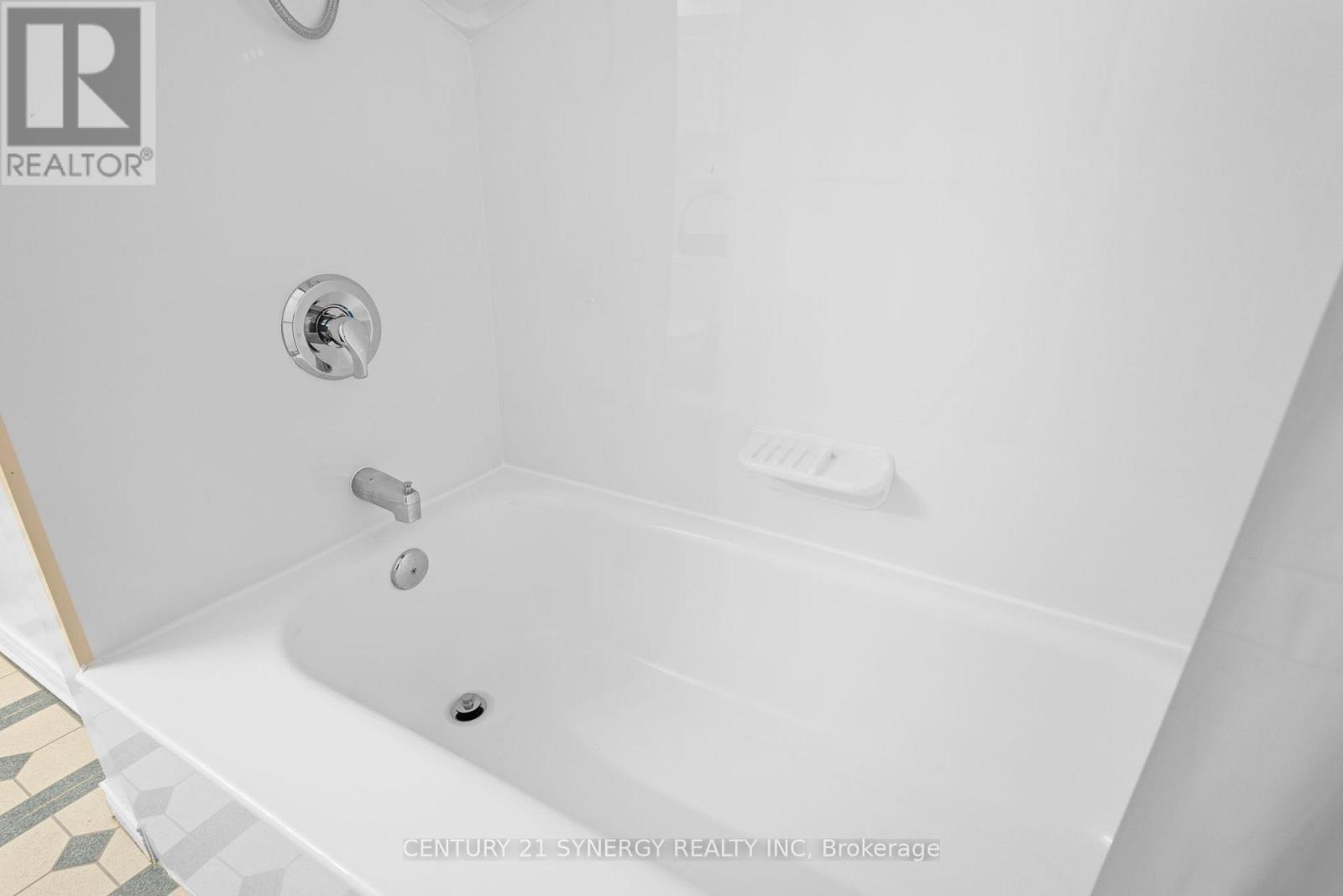 Photo 26 of 20 Parkside Crescent, Ottawa ON
