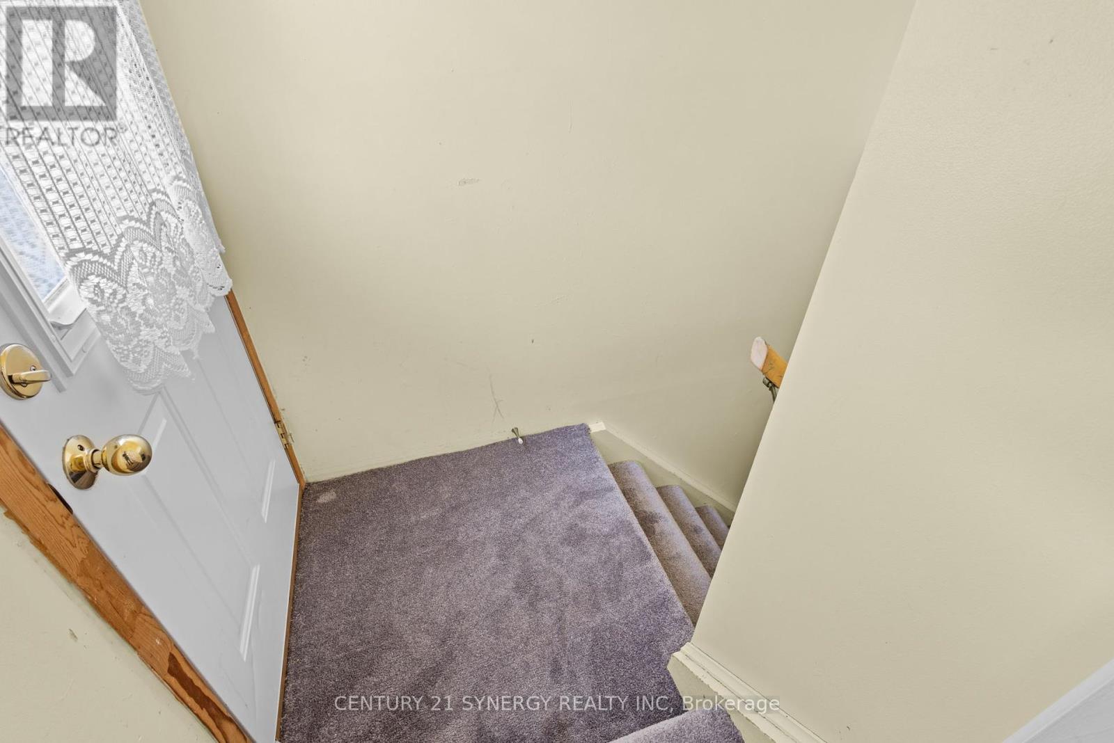 Photo 27 of 20 Parkside Crescent, Ottawa ON