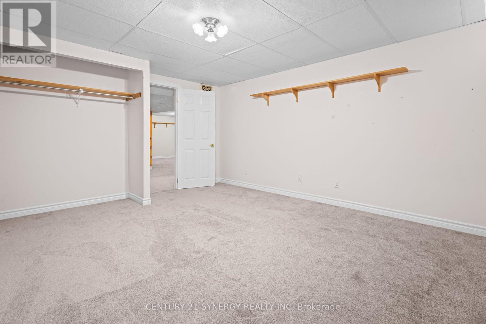 Photo 31 of 20 Parkside Crescent, Ottawa ON