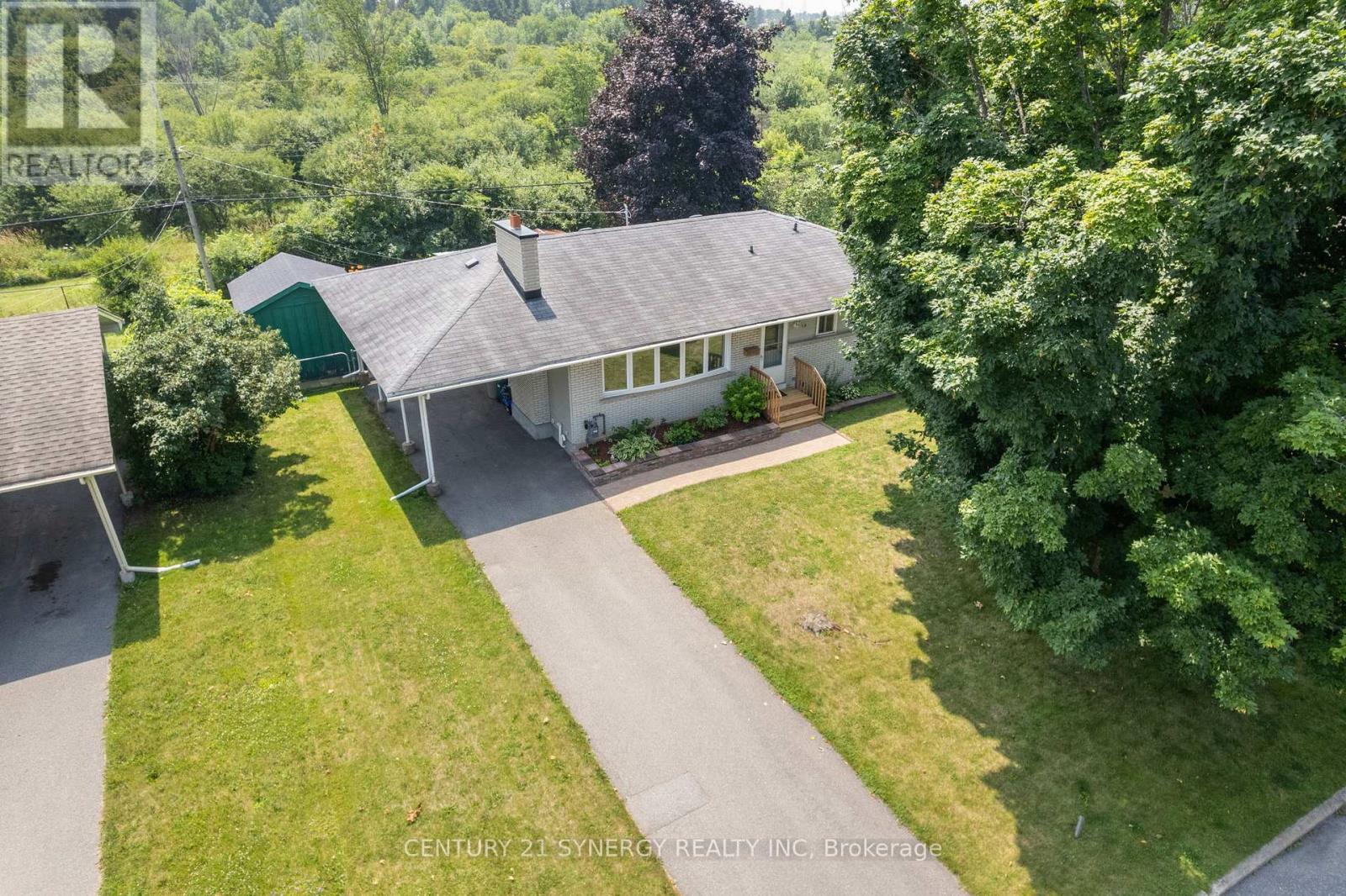 Photo 45 of 20 Parkside Crescent, Ottawa ON