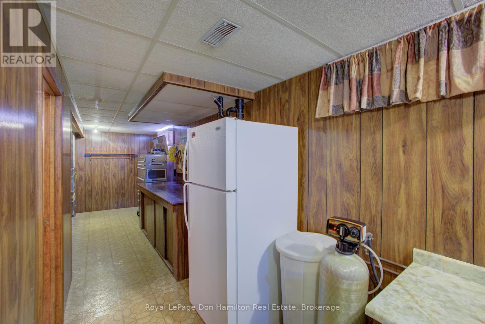 Photo 28 of 830 Barber Avenue N, North Perth ON