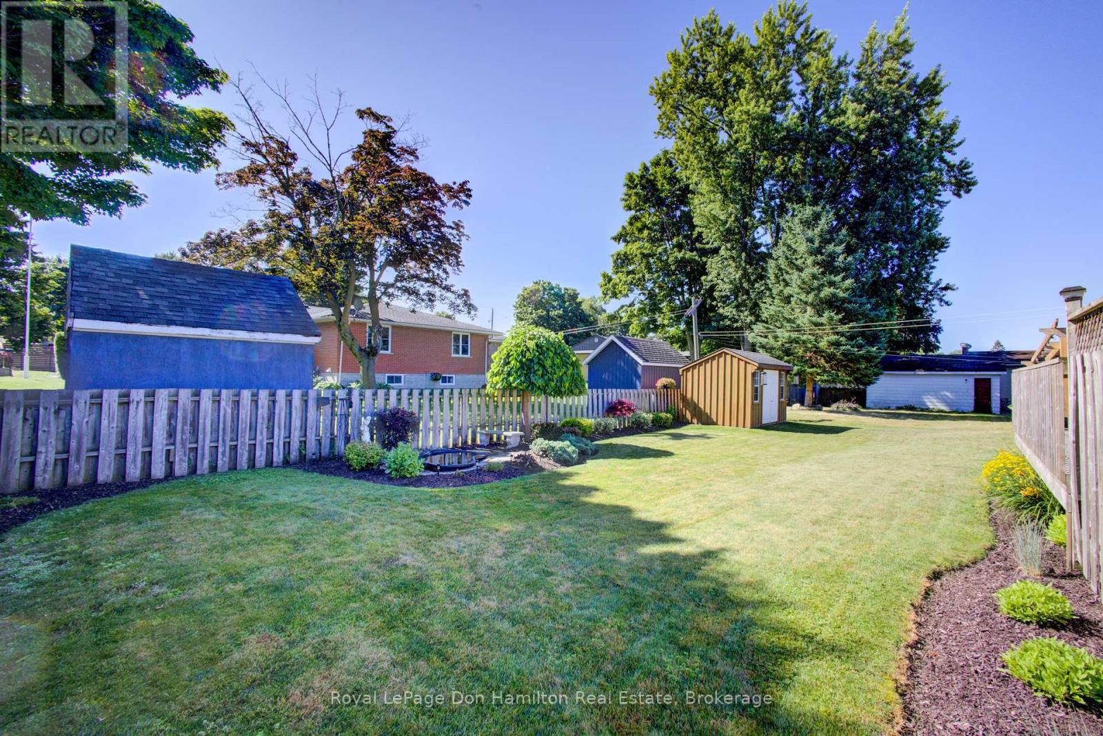 Photo 33 of 830 Barber Avenue N, North Perth ON