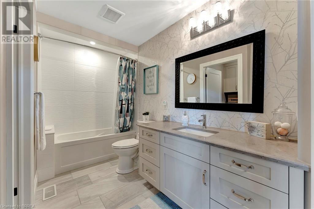 Photo 23 of 24 Tedley Boulevard, Brantford ON