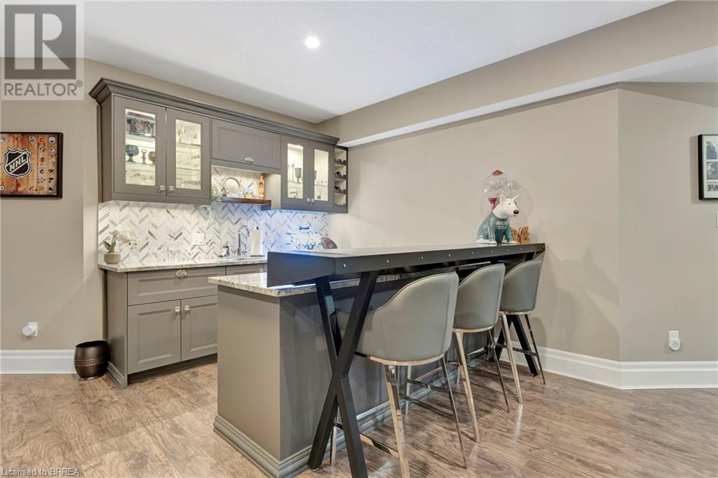 Photo 9 of 24 Tedley Boulevard, Brantford ON