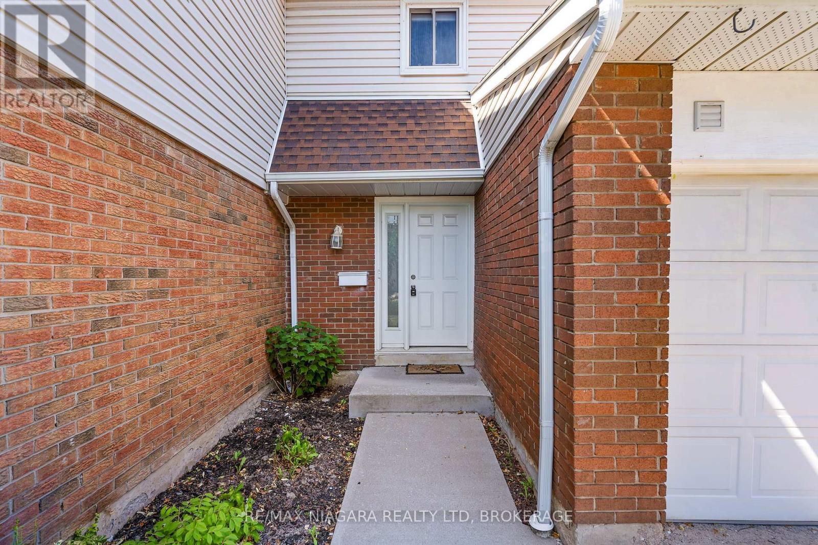 Photo 3 of 75 286 Cushman Road, St Catharines ON