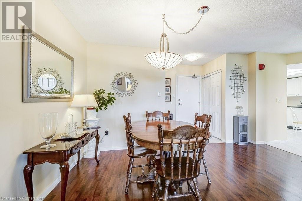 Photo 10 of 1201 North Shore Boulevard E Unit 706, Burlington ON
