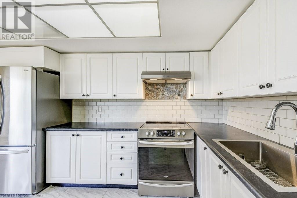 Photo 17 of 1201 North Shore Boulevard E Unit 706, Burlington ON