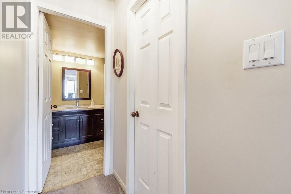 Photo 27 of 1201 North Shore Boulevard E Unit 706, Burlington ON
