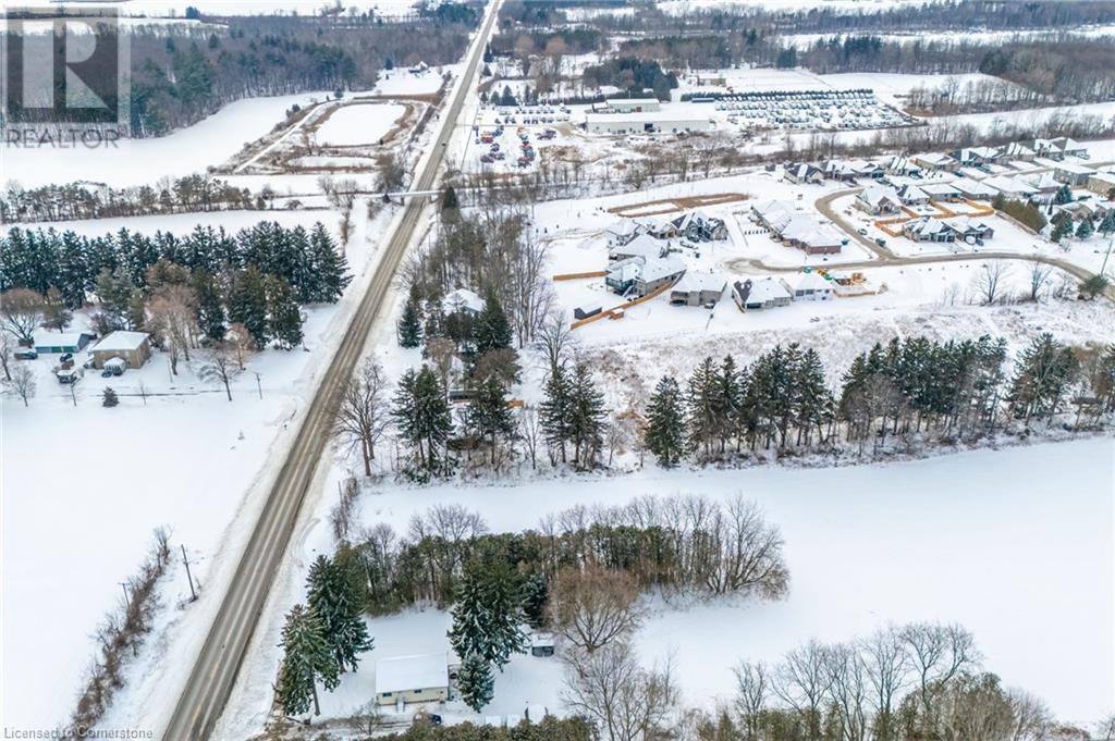Photo 9 of 211 Thompson Rd West Road, Waterford ON