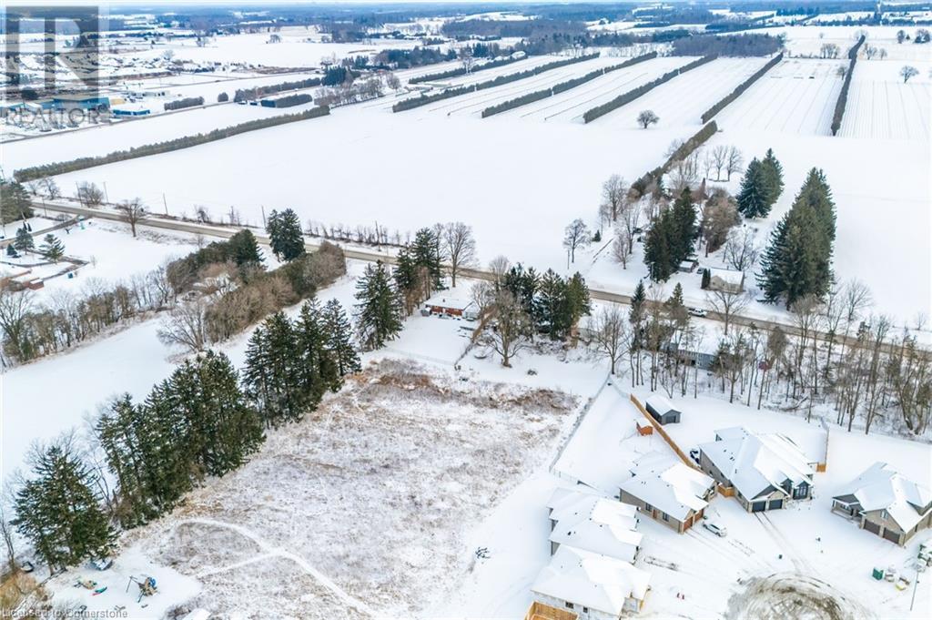 Photo 12 of 211 Thompson Rd West Road, Waterford ON