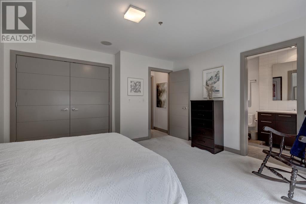Single Family House for Sale in  Aspen Meadows Hill SW Aspen Woods Calgary 