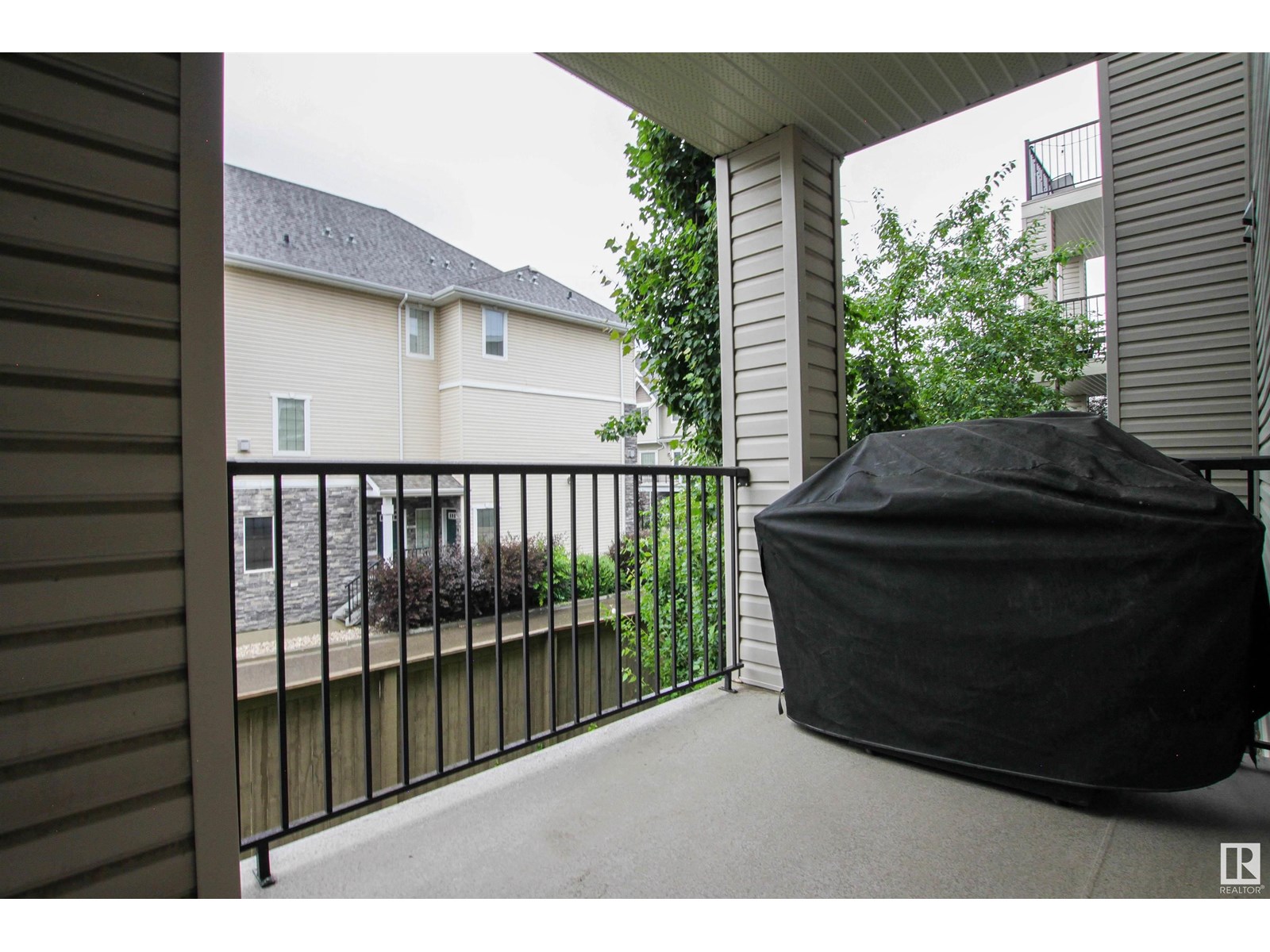 Photo 25 of 7208 7327 South Terwillegar Dr Nw, Edmonton AB