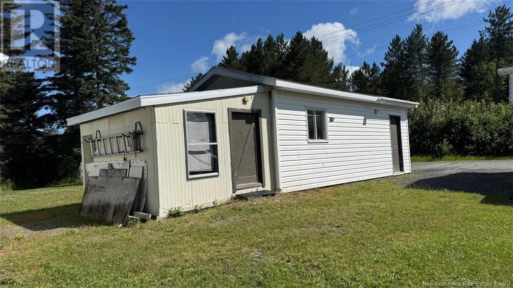 Photo 24 of 74 Frontiere Street, Saintfrancoisdemadawaska NB