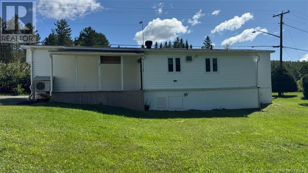Photo 25 of 74 Frontiere Street, Saintfrancoisdemadawaska NB