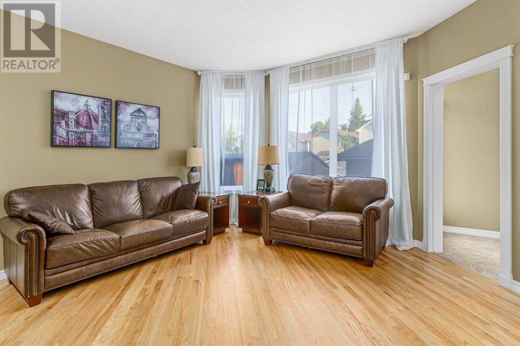 Photo 24 of 721 52 Avenue Sw, Calgary AB