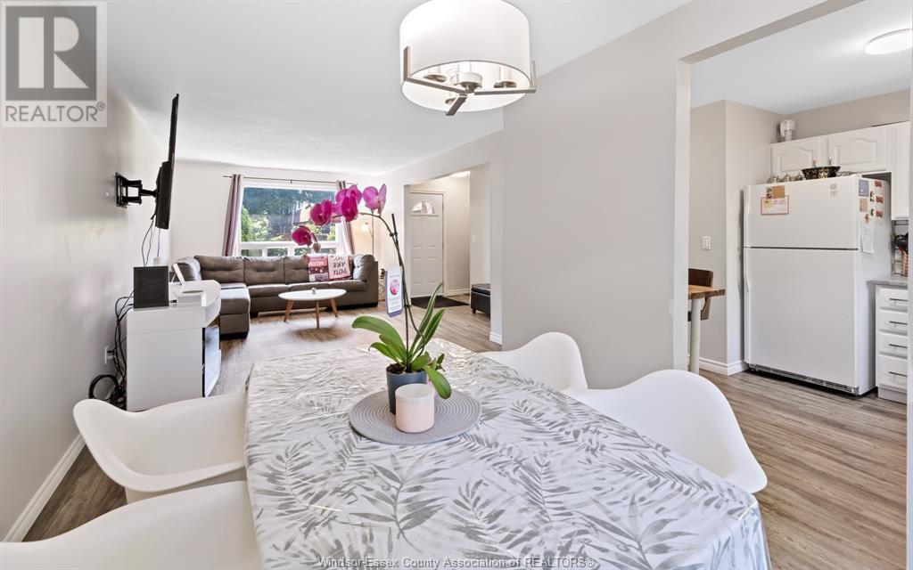 Photo 23 of 5510 Empress, Windsor ON