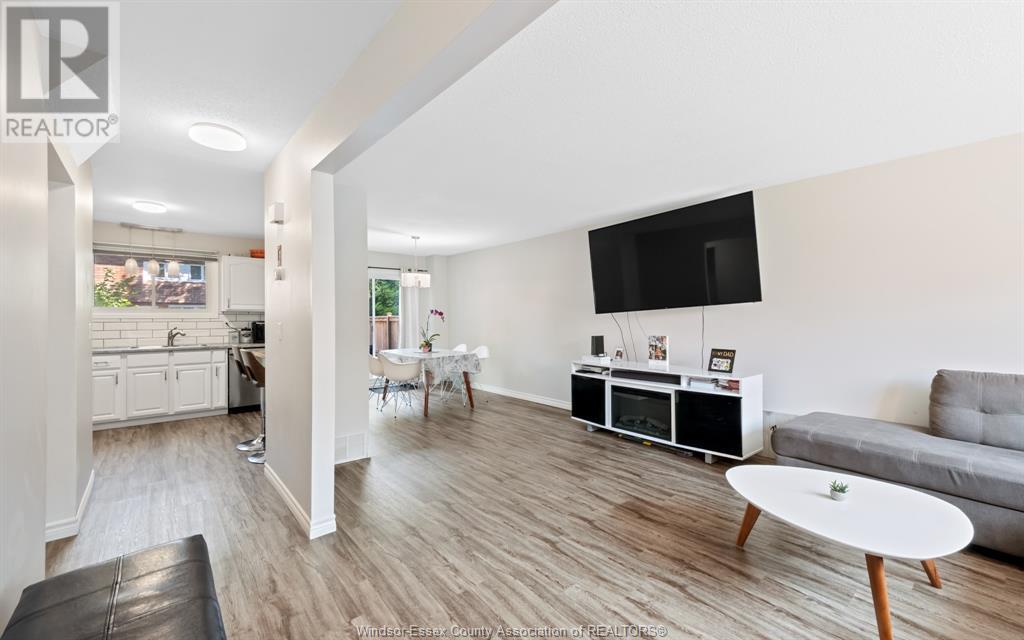 Photo 24 of 5510 Empress, Windsor ON