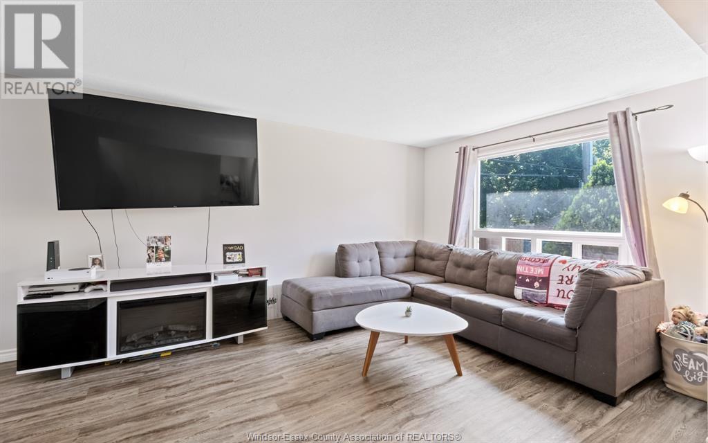 Photo 27 of 5510 Empress, Windsor ON