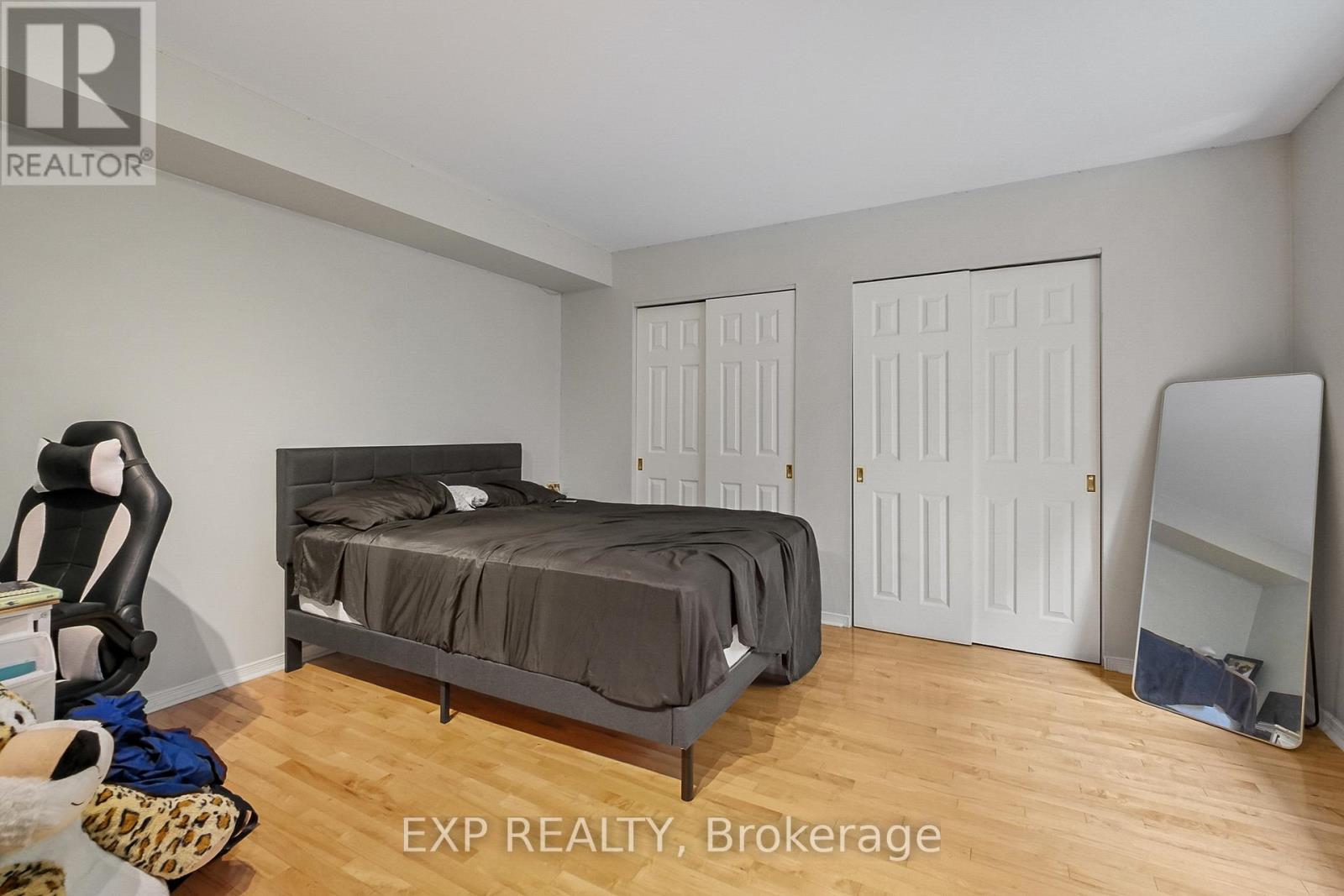 Photo 12 of 489 Sunnyside Avenue, Ottawa ON