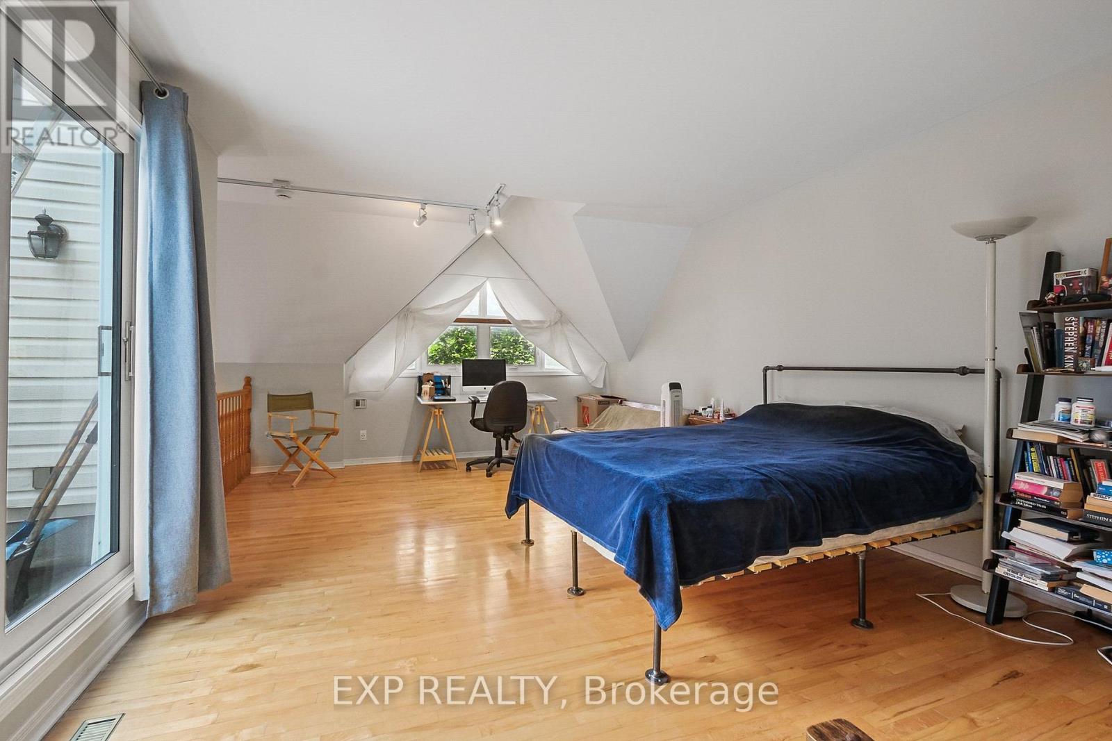 Photo 14 of 489 Sunnyside Avenue, Ottawa ON