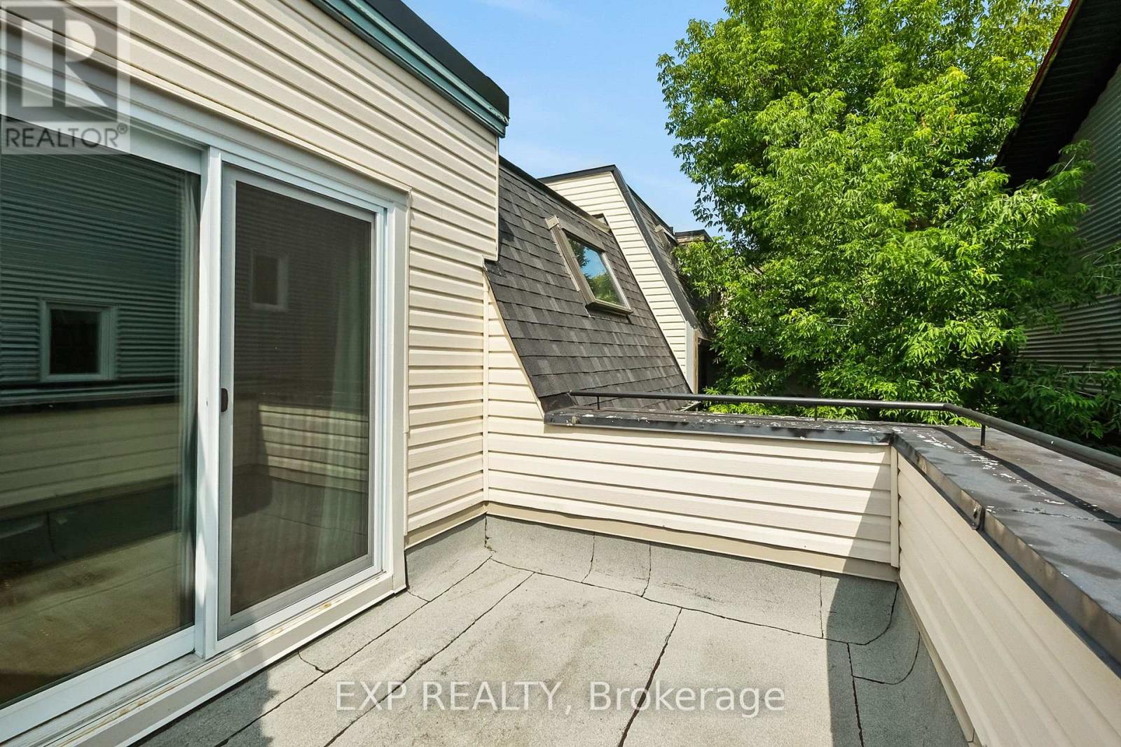 Photo 9 of 489 Sunnyside Avenue, Ottawa ON