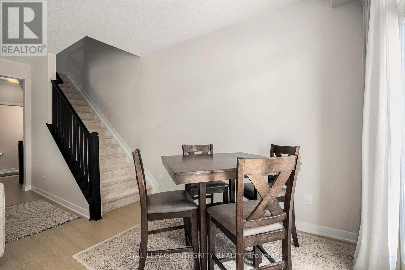 Photo 10 of 35 Stitch Mews, Ottawa ON
