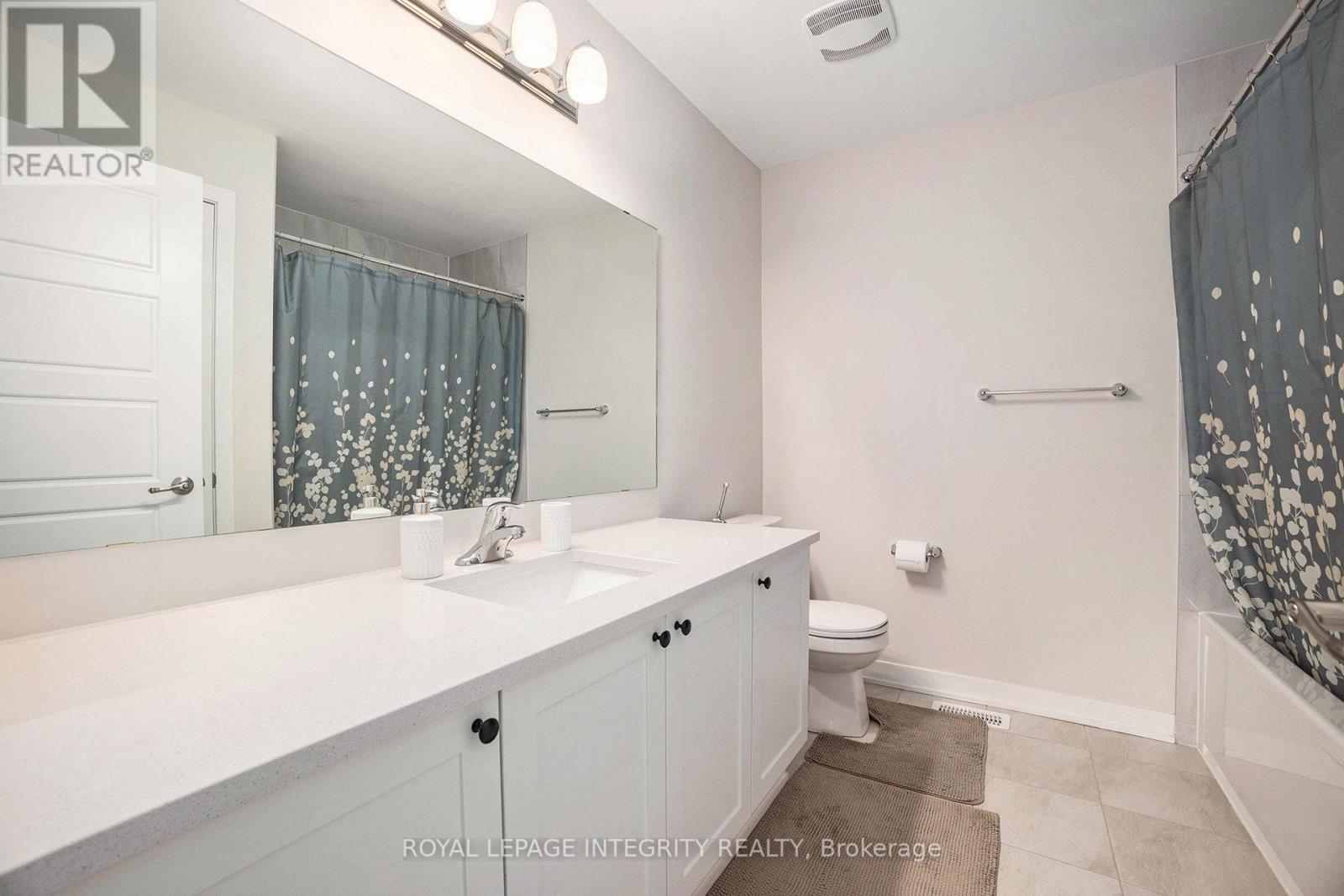 Photo 20 of 35 Stitch Mews, Ottawa ON
