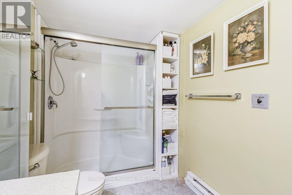 Photo 25 of 706 1201 North Shore Boulevard E, Burlington ON