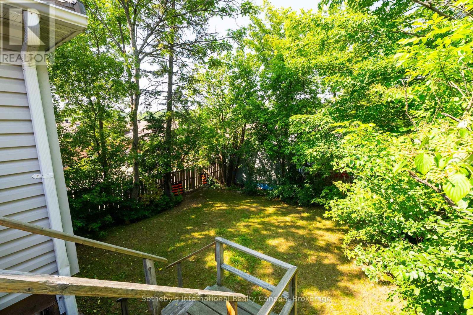 Photo 36 of 10 Fairy Avenue, Huntsville ON