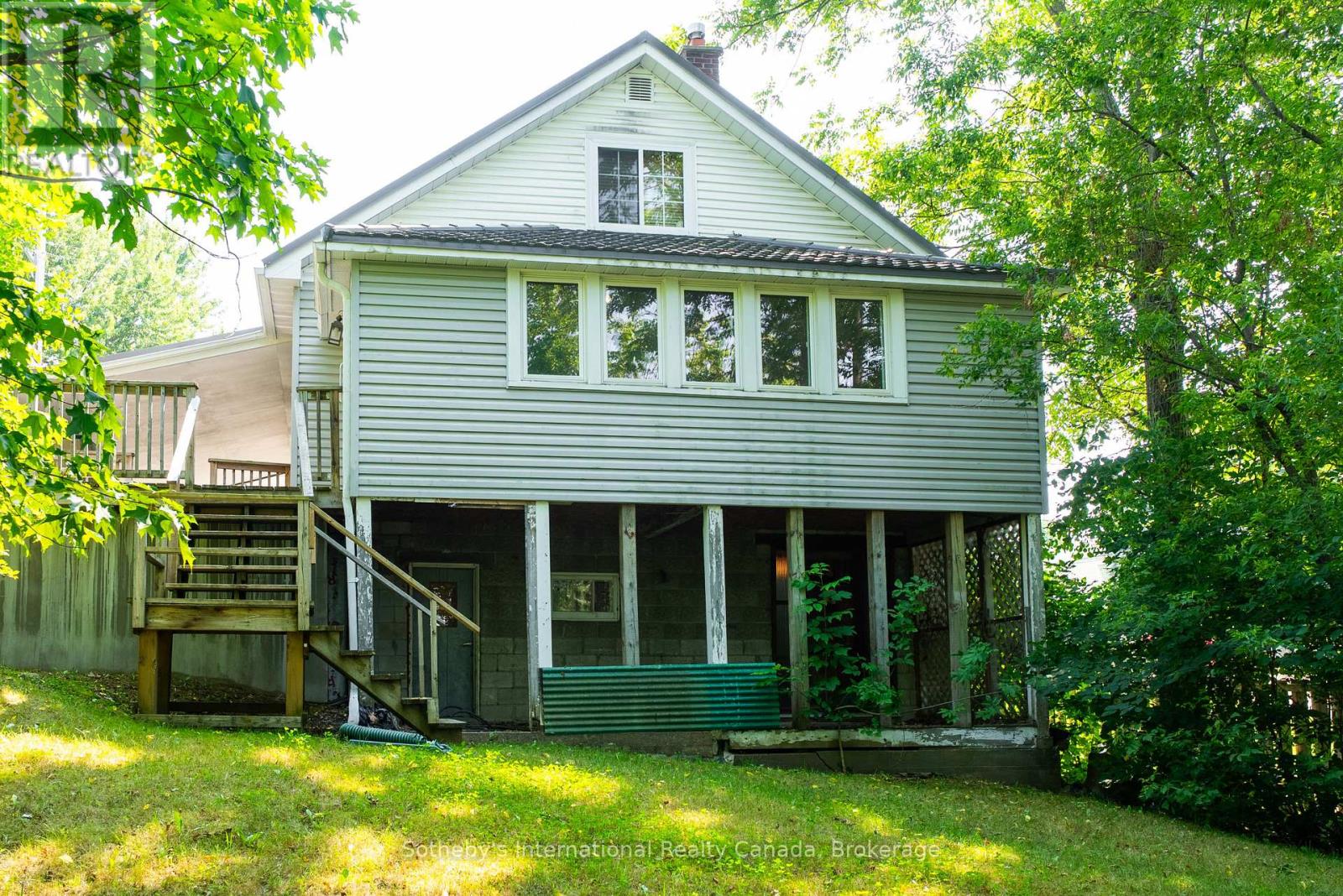 Photo 37 of 10 Fairy Avenue, Huntsville ON