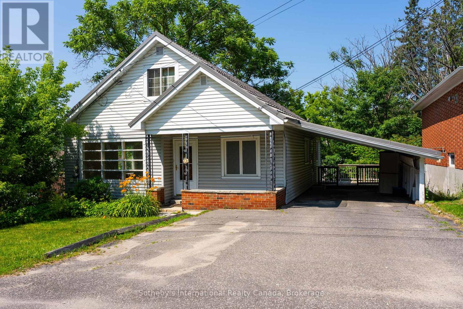 Photo 24 of 10 Fairy Avenue, Huntsville ON