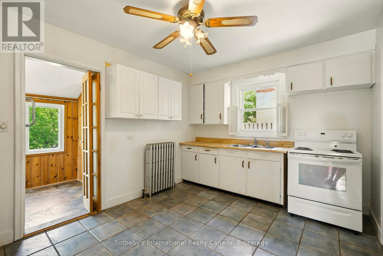 Photo 12 of 10 Fairy Avenue, Huntsville ON