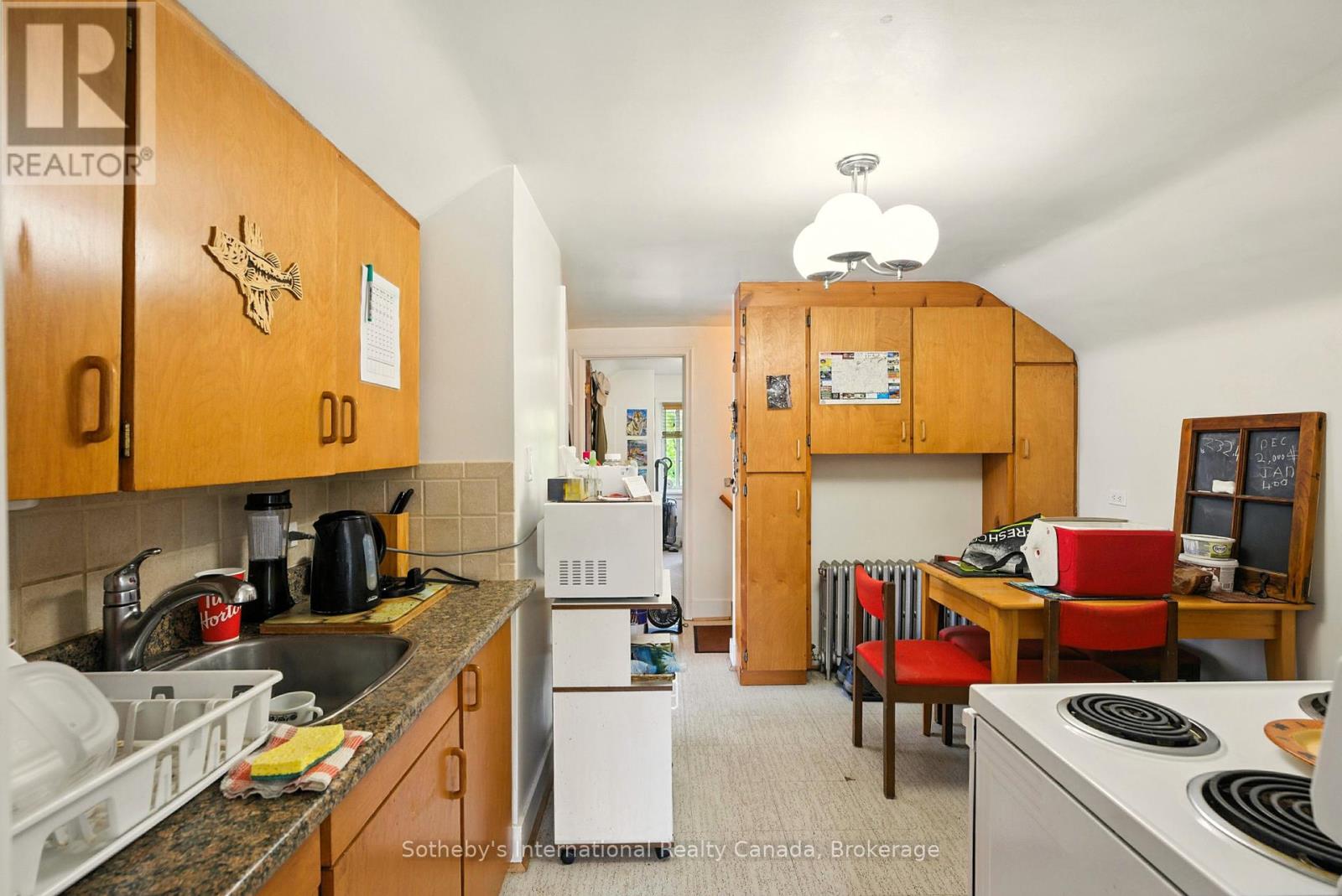 Photo 17 of 10 Fairy Avenue, Huntsville ON