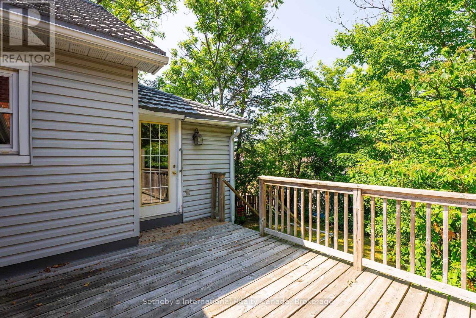 Photo 25 of 10 Fairy Avenue, Huntsville ON