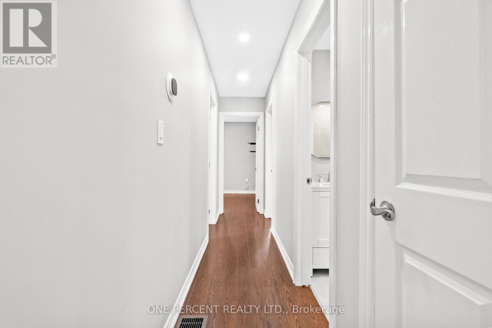 Photo 1 of 364 Red Oak Avenue, Hamilton ON