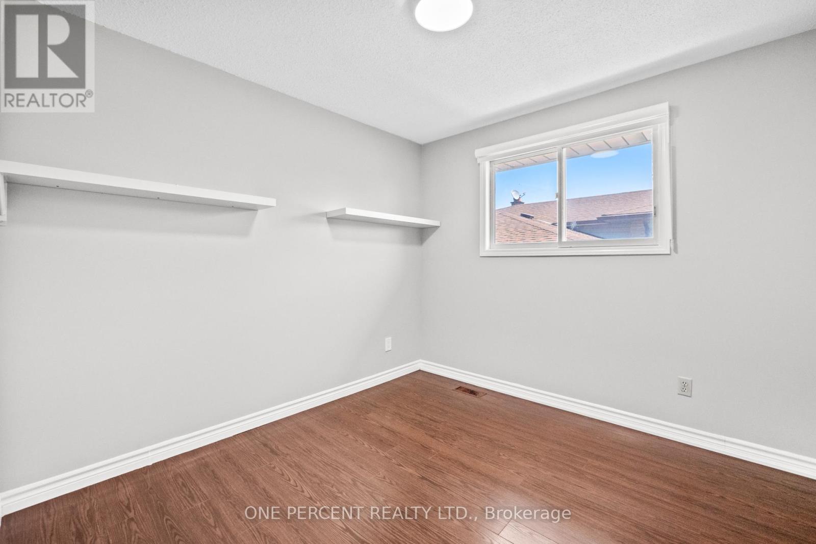 Photo 34 of 364 Red Oak Avenue, Hamilton ON