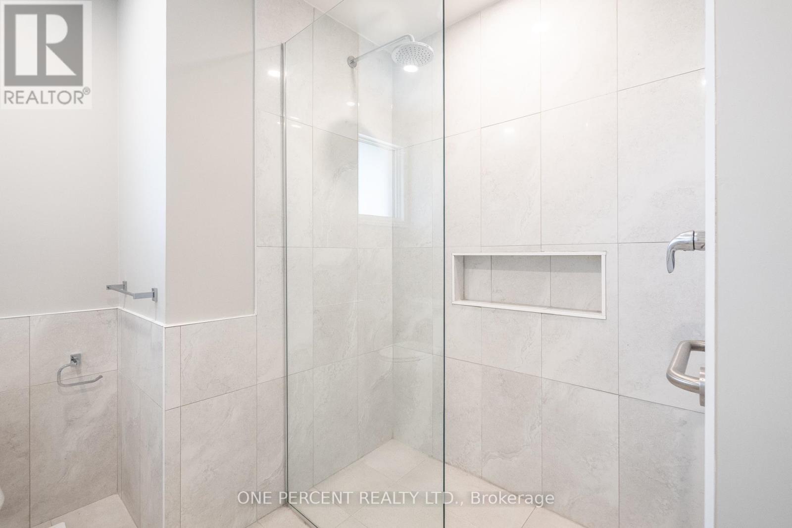 Photo 21 of 364 Red Oak Avenue, Hamilton ON