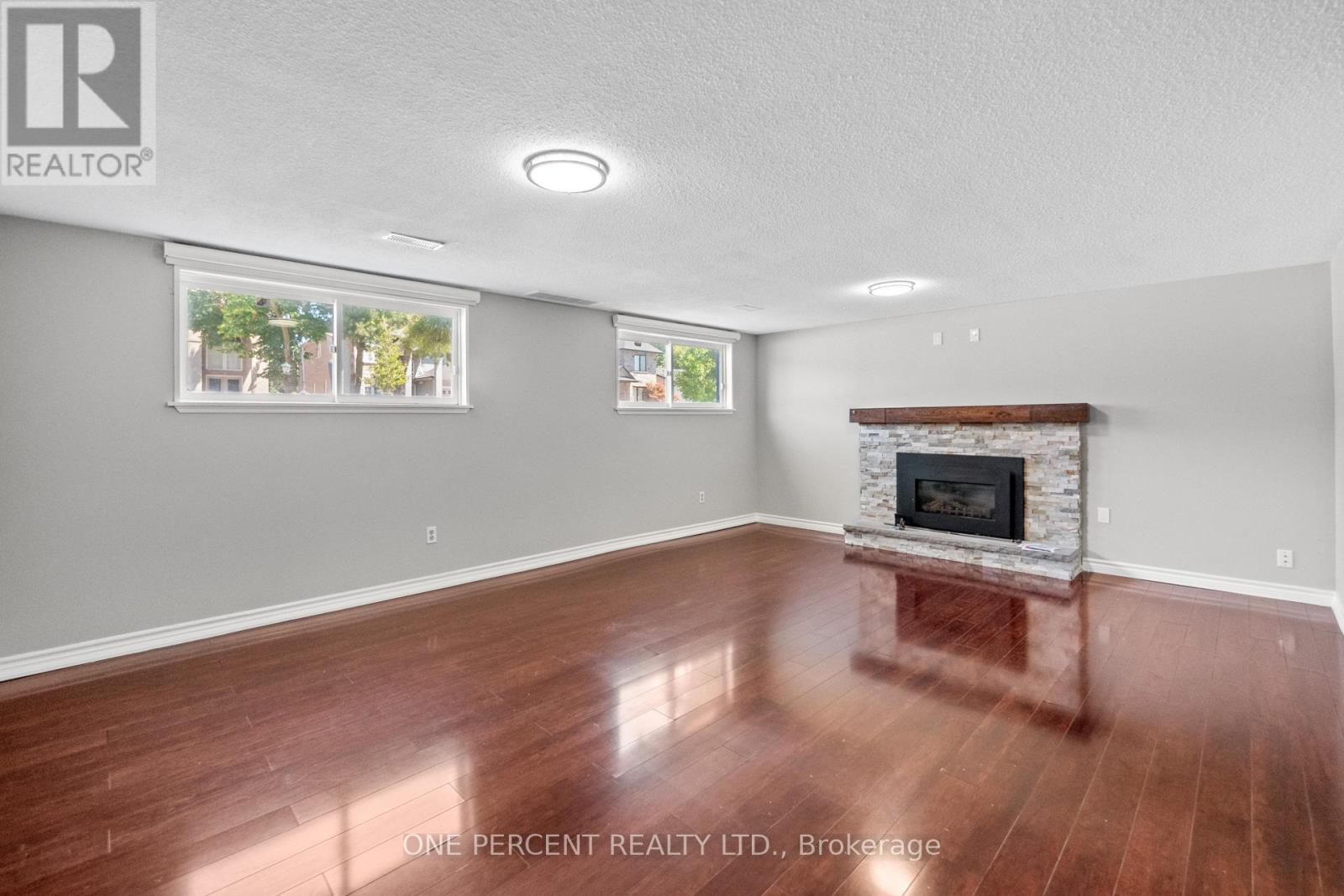 Photo 7 of 364 Red Oak Avenue, Hamilton ON