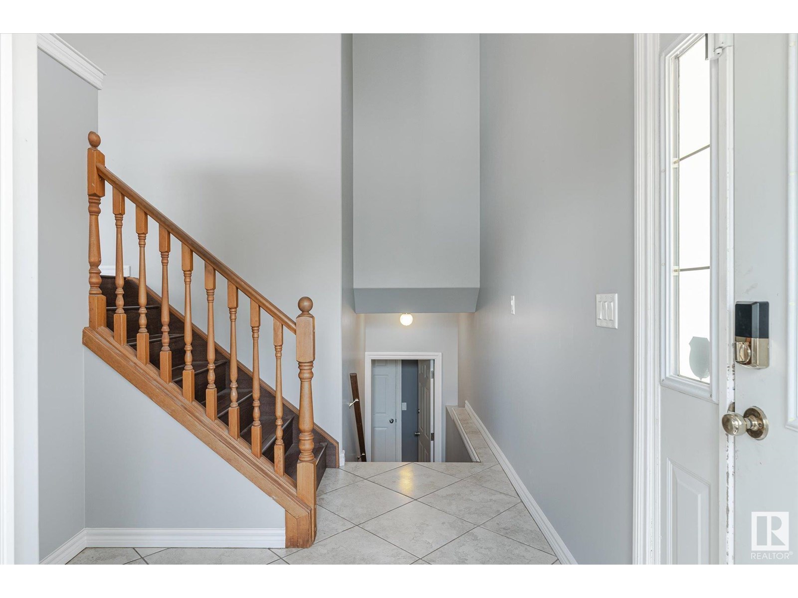Photo 36 of 16204 51 St Nw, Edmonton AB