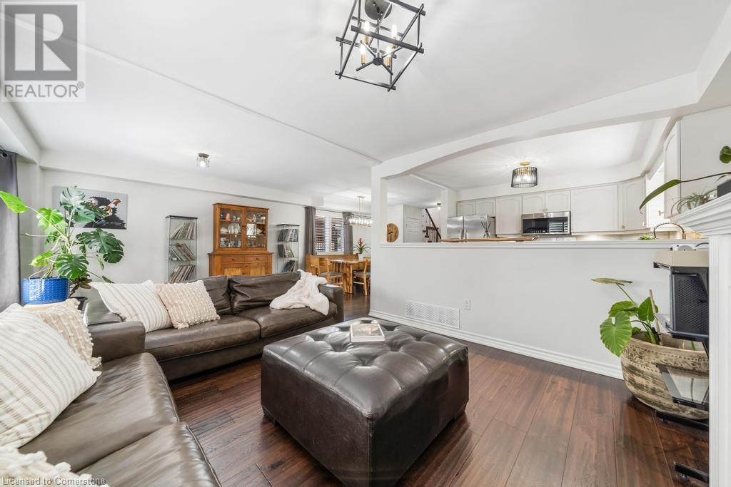 Photo 17 of 12 Valridge Court, Ancaster ON