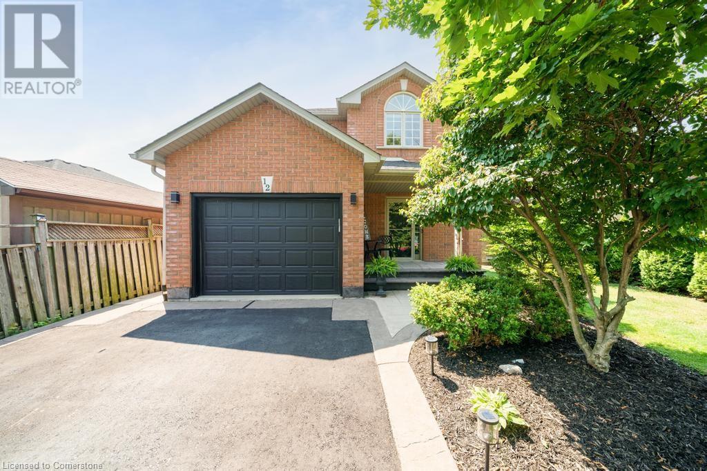 Photo 3 of 12 Valridge Court, Ancaster ON