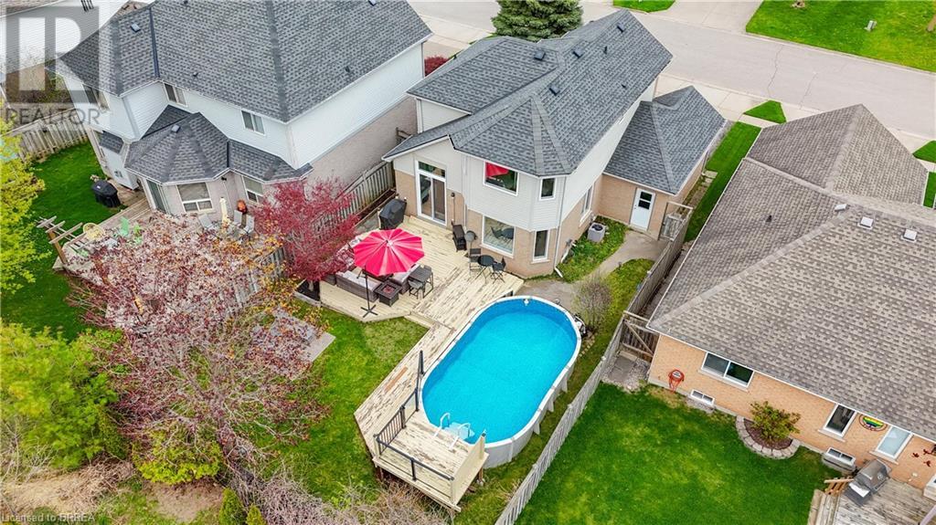 Photo 6 of 67 Wadsworth Crescent, Cambridge ON
