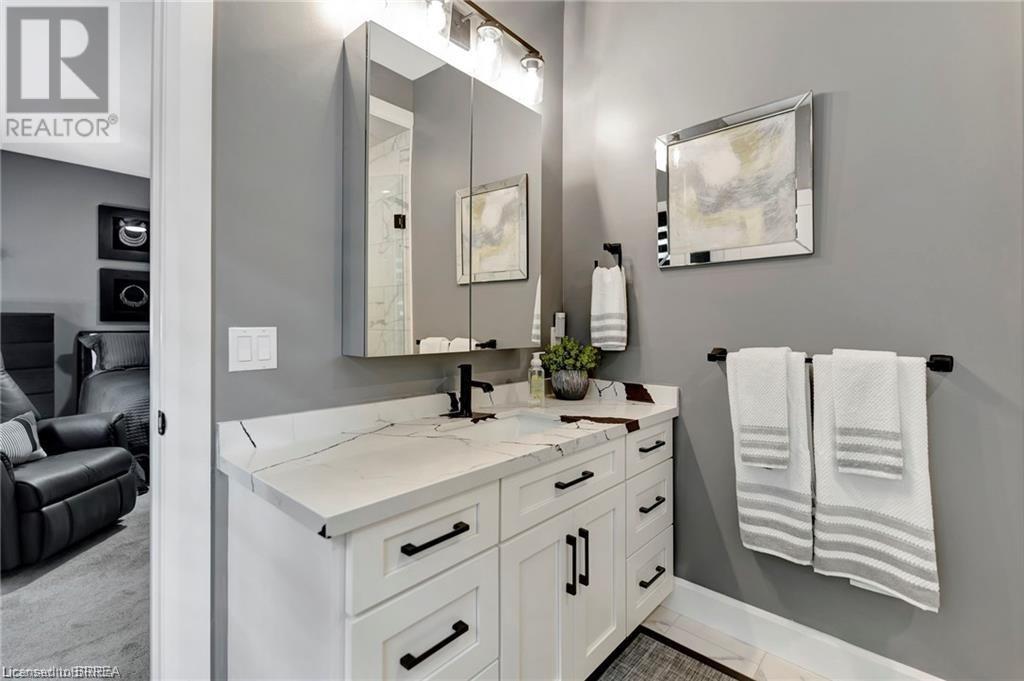 Photo 1 of 442 James Street, Delhi ON