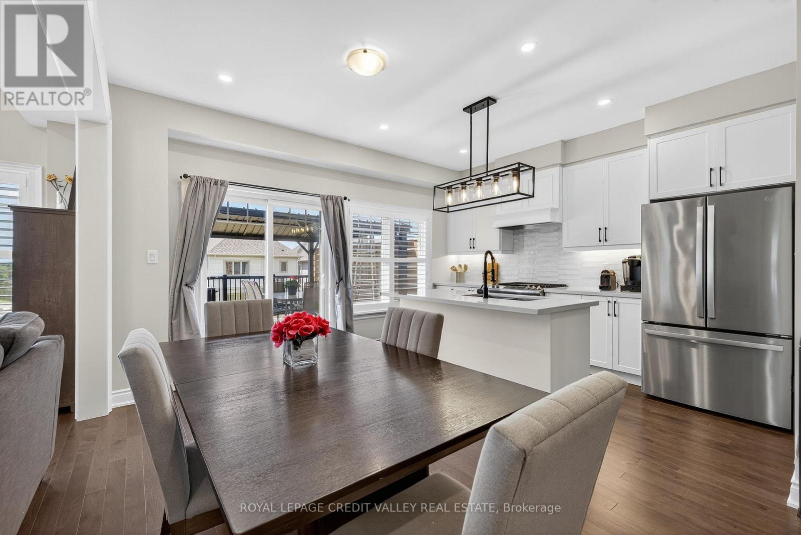 Photo 25 of 29 Janes Crescent, New Tecumseth ON