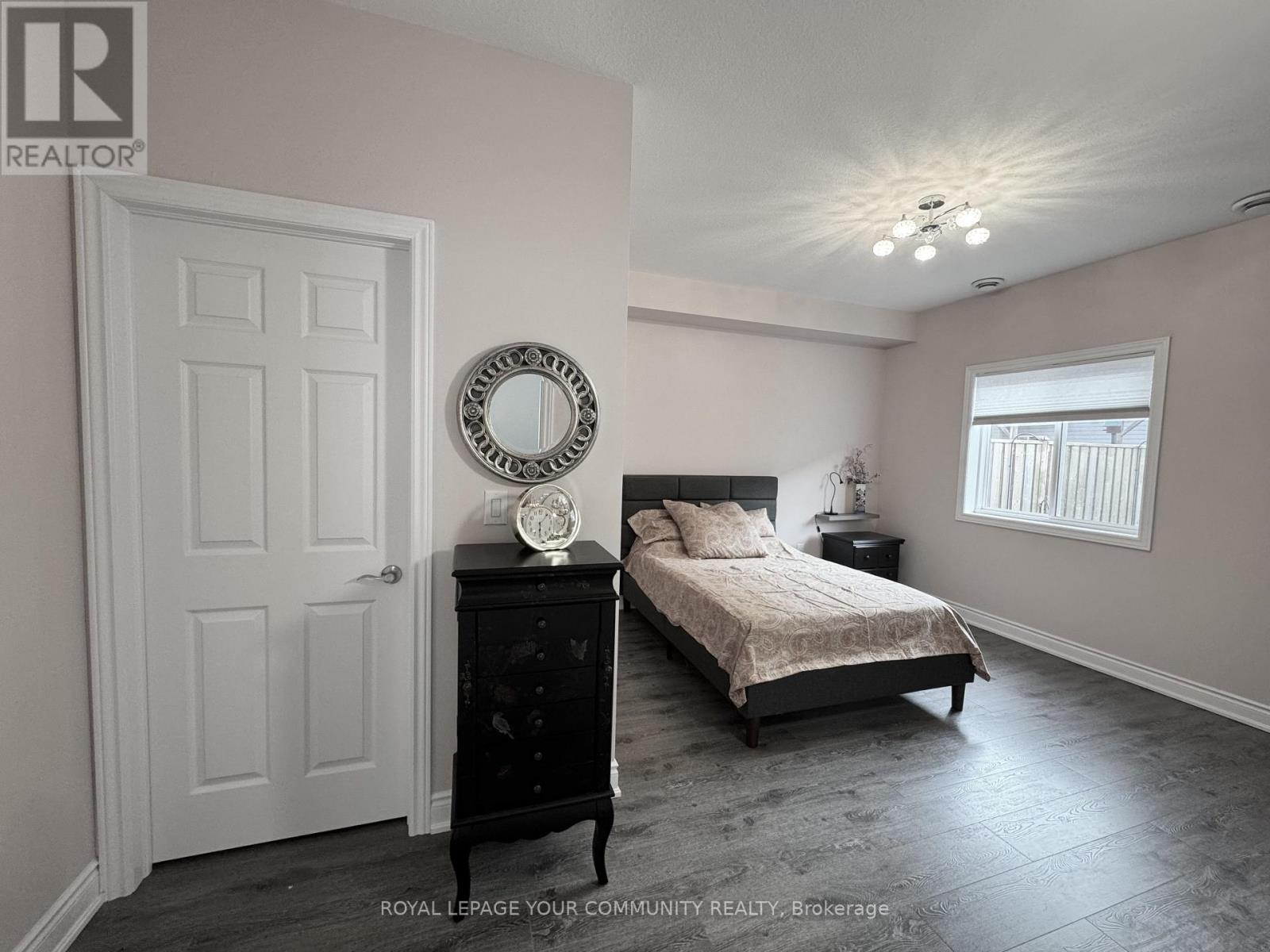 Photo 9 of 199 Lucy Lane, Orillia ON